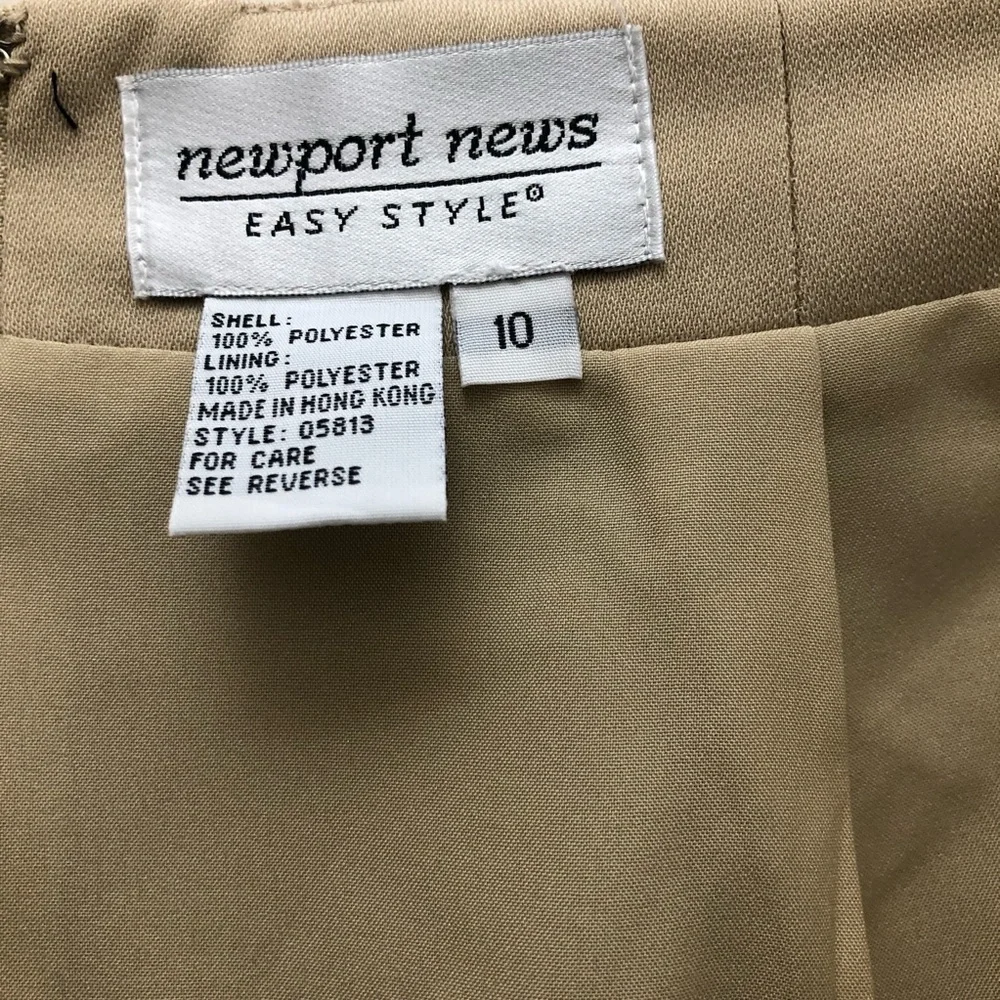 Newport News Skirt Suit Long Sleeve Jacket & Knee High Skirt Women's Size 10 Tan - Picture 8 of 15
